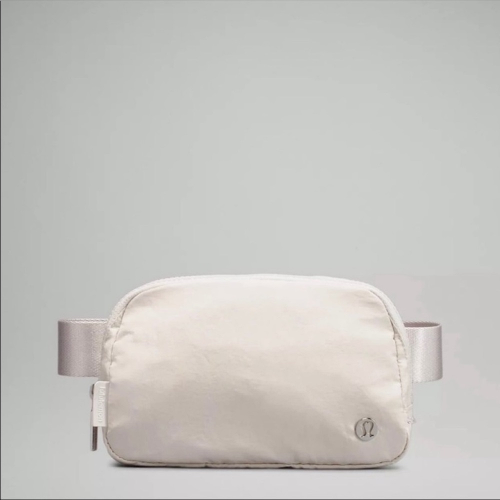 NWT Lululemon Everywhere Belt Bag Opal White Fanny Pack